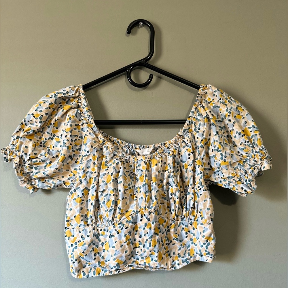 Sim & Sam Size S Crop Top